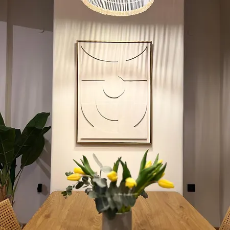 Meraki Luxury Center סלוניקי
